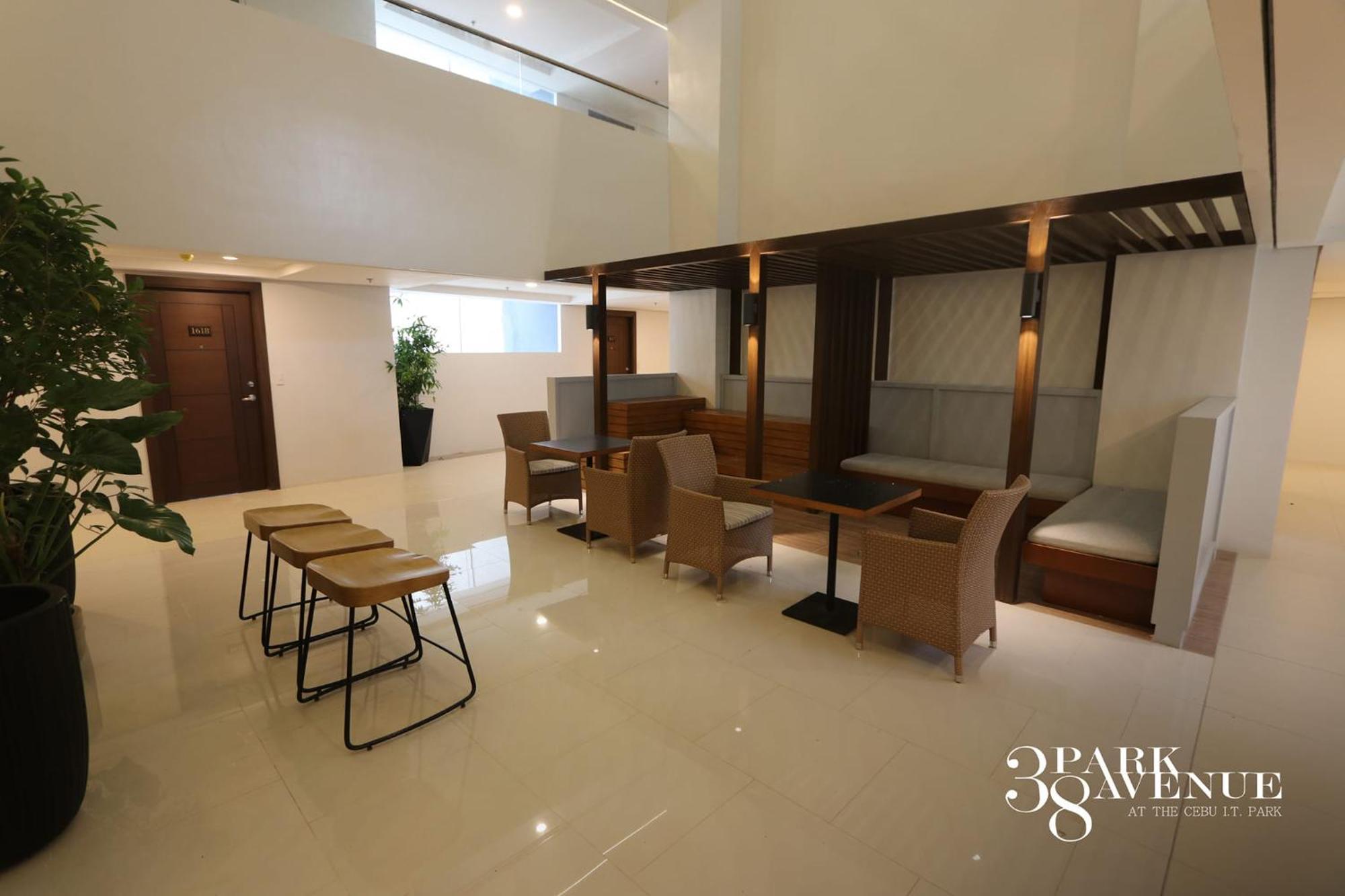 38 Park Avenue Condominium Cebu It Park - Unit Freyja Buitenkant foto